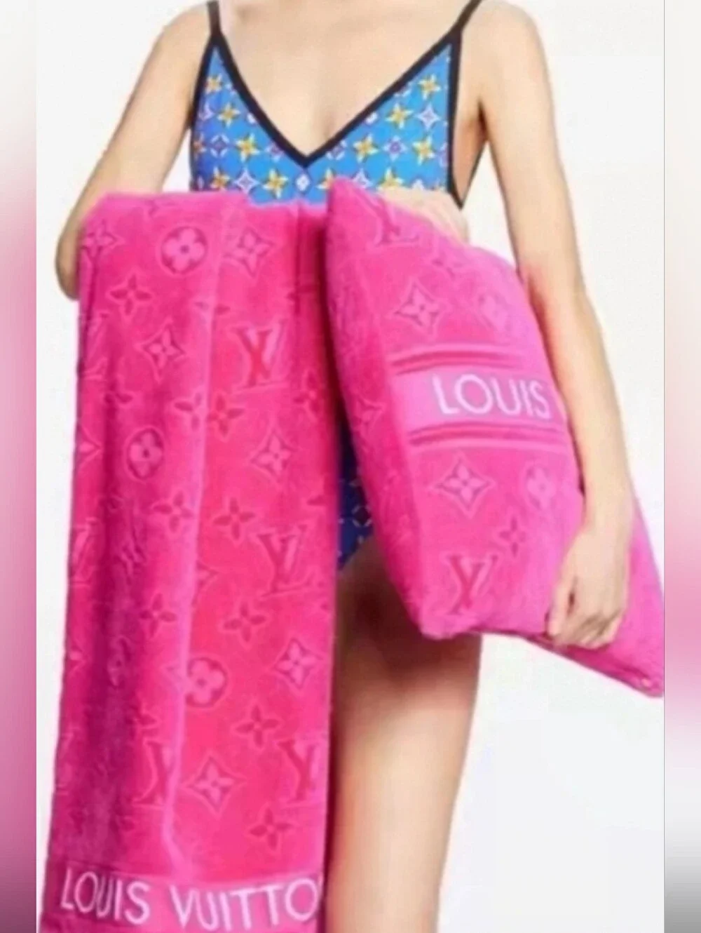 New Louis Vuitton towel pink